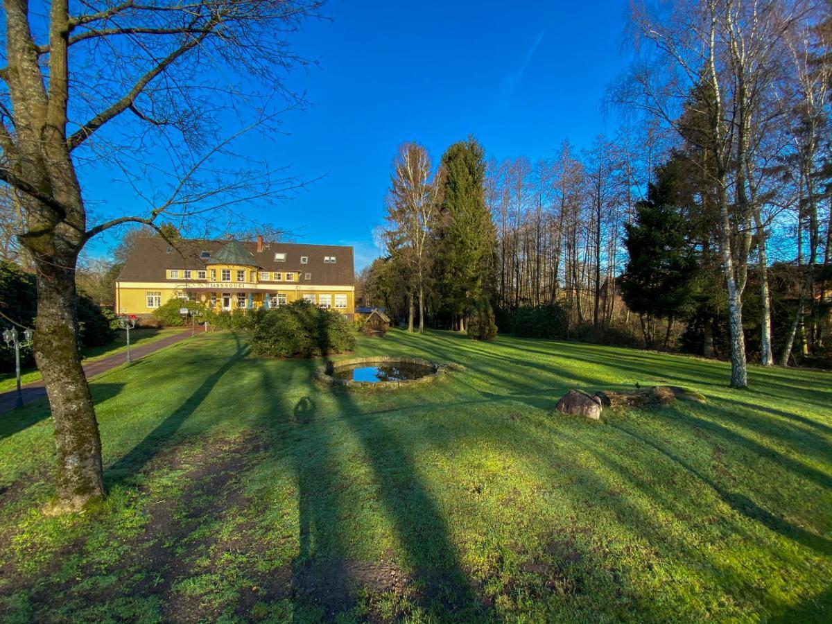 Hotel Sanssouci Бад-Фаллингбостель Экстерьер фото